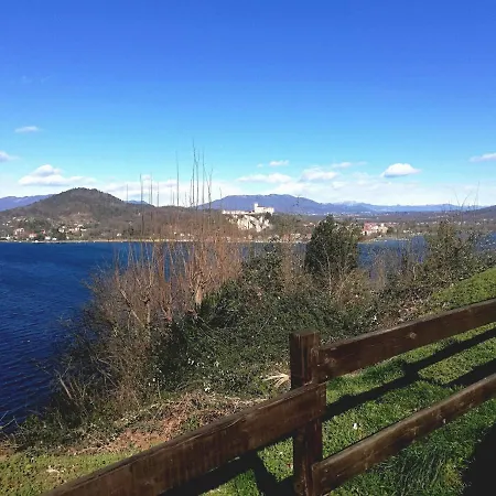 Da Simona- Casa 4 Posti Letto + 4 Aggiuntivi * Arona