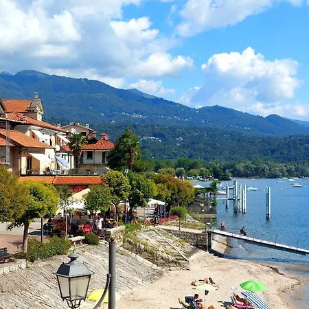 Da Simona- Casa 4 Posti Letto + 4 Aggiuntivi Semesterbostad Arona