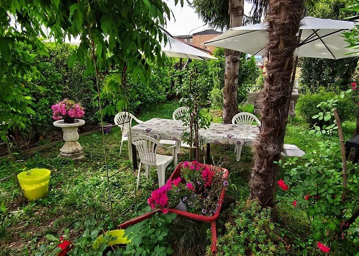 Da Simona- Casa 4 Posti Letto + 4 Aggiuntivi Feriehus Arona